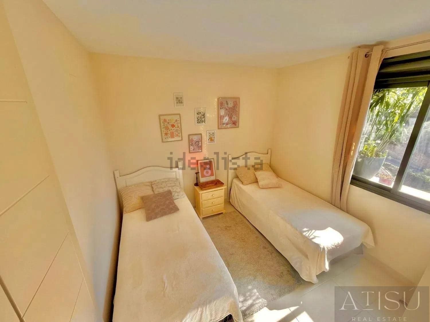Ático de 2 habitaciones en Benidorm en venta con piscina - 315.000 € (Ref: 9894826)