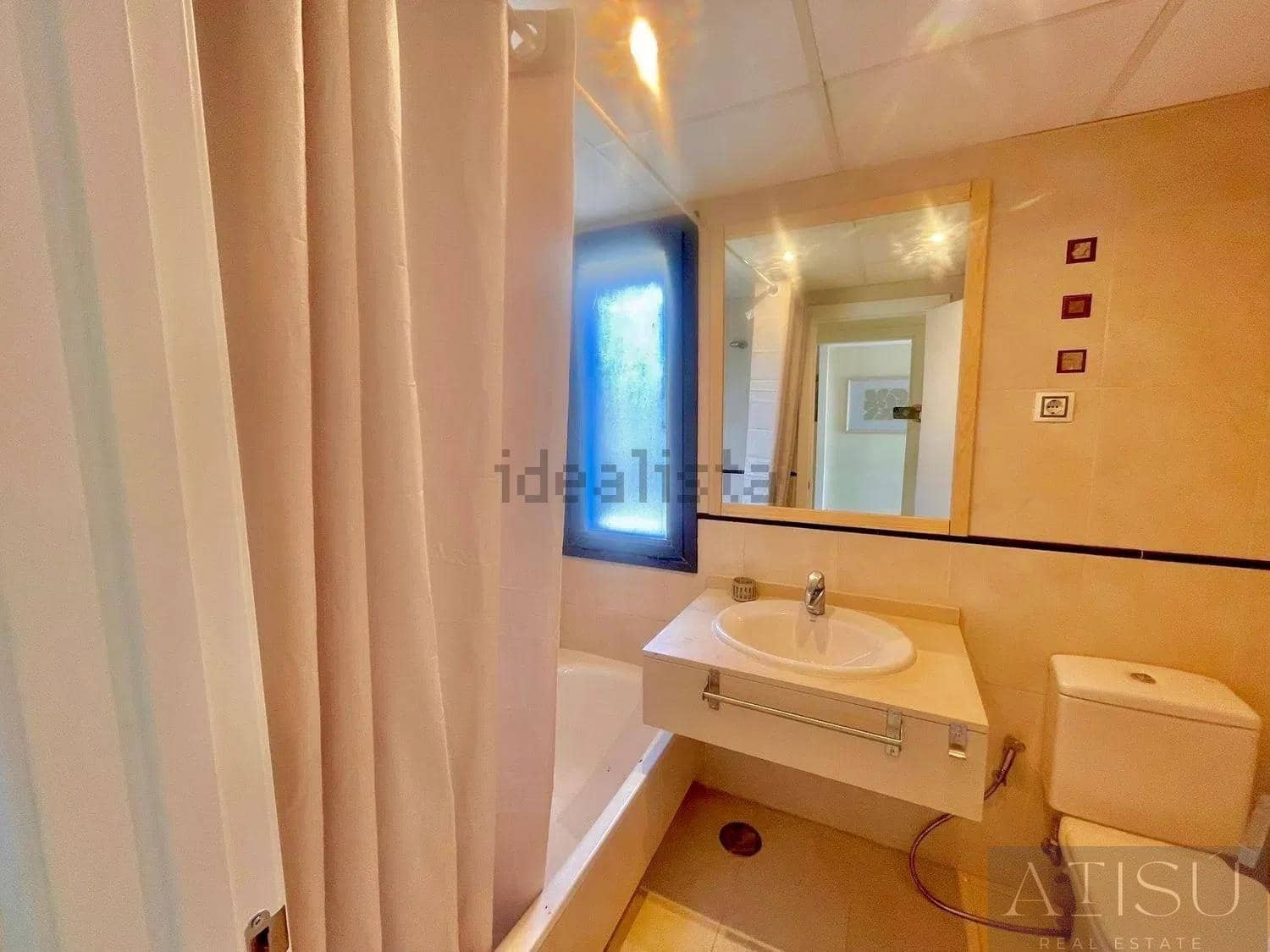 Ático de 2 habitaciones en Benidorm en venta con piscina - 315.000 € (Ref: 9894826)