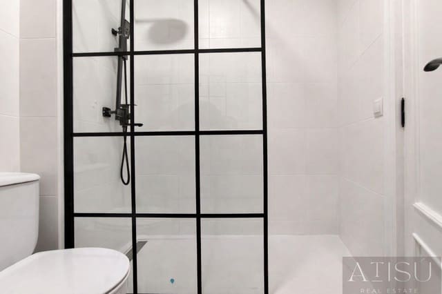 Apartamento de 2 habitaciones en Mercado, Alicante / Alacant ciudad en venta - 260.000 € (Ref: 9894827)