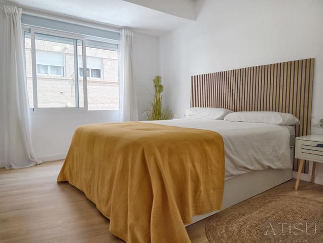 Apartamento de 2 habitaciones en Mercado, Alicante / Alacant ciudad en venta - 260.000 € (Ref: 9894827)