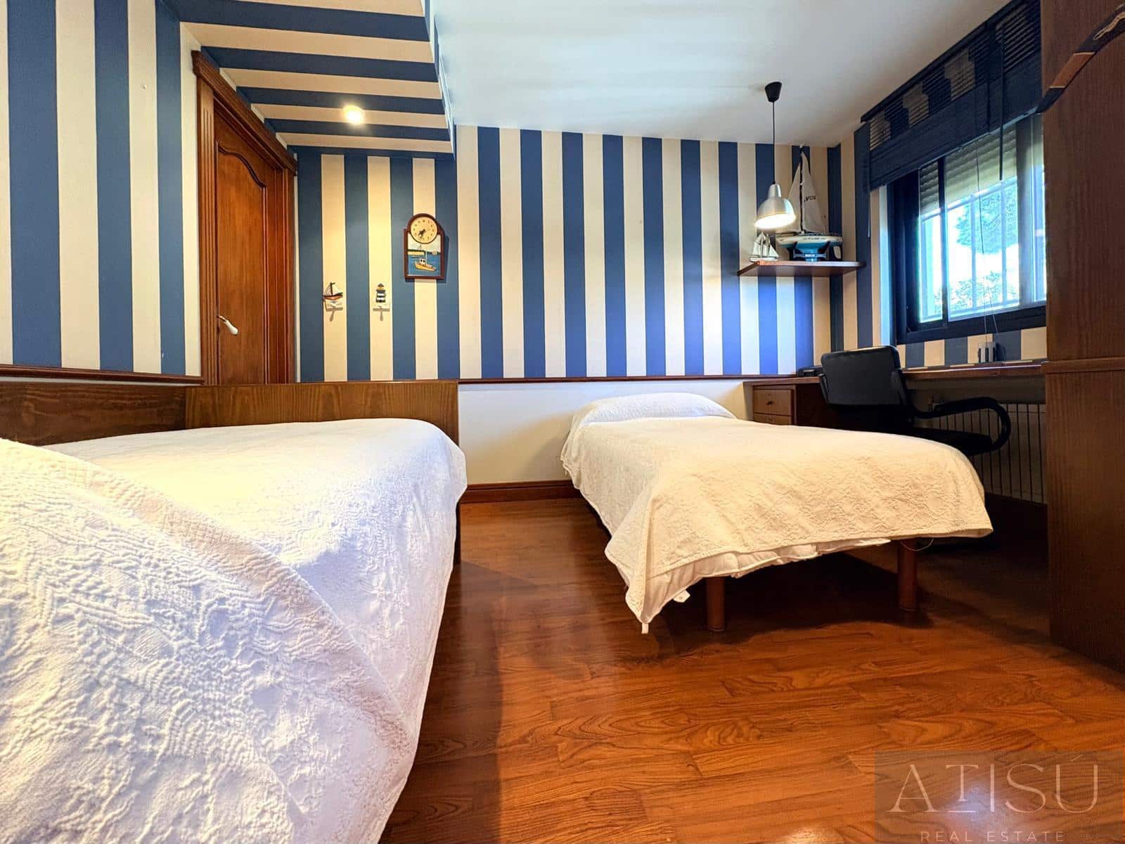 6 Zimmer Villa zu vermieten in Benidorm mit Pool - 5.500 € (Ref: 9894828)