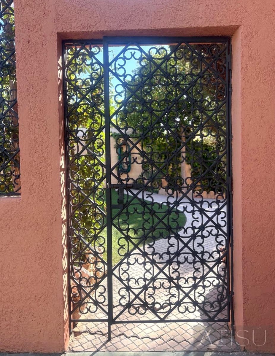 6 Zimmer Villa zu vermieten in Benidorm mit Pool - 5.500 € (Ref: 9894828)