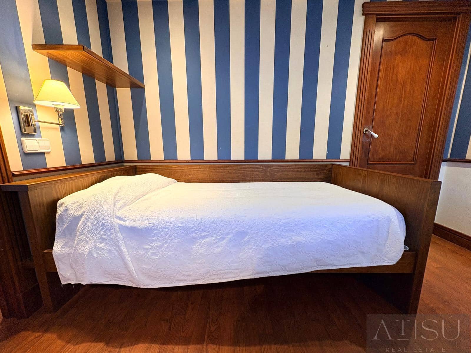 6 Zimmer Villa zu vermieten in Benidorm mit Pool - 5.500 € (Ref: 9894828)