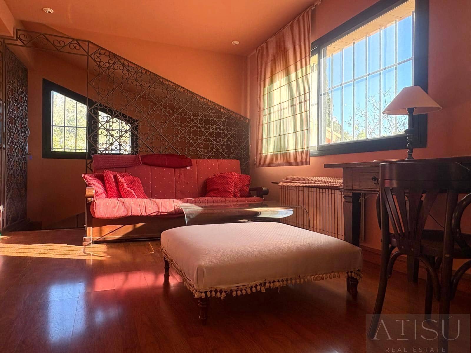 6 Zimmer Villa zu vermieten in Benidorm mit Pool - 5.500 € (Ref: 9894828)