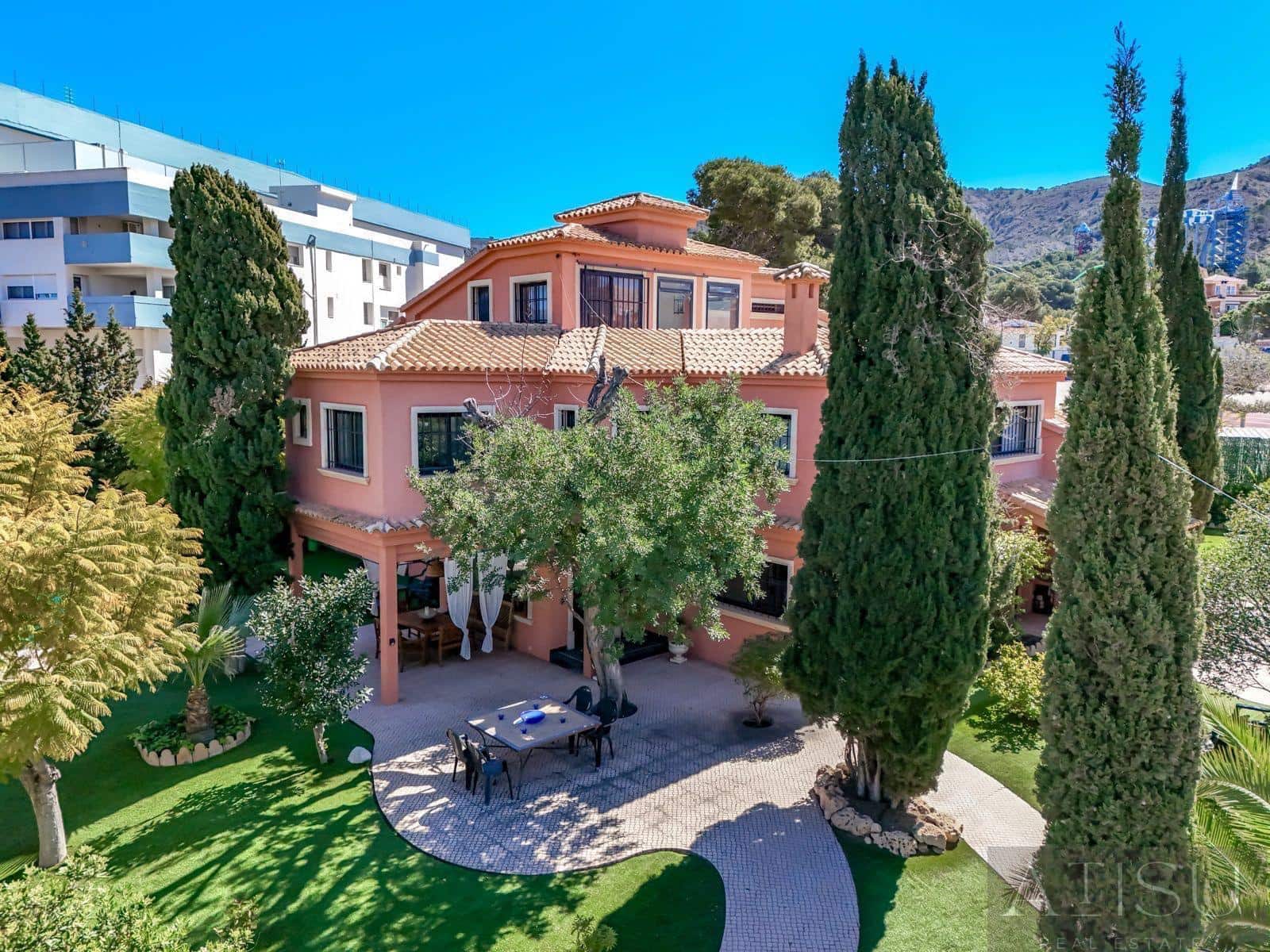 6 soverom Villa til leie i Benidorm med svømmebasseng - € 5 500 (Ref: 9894828)