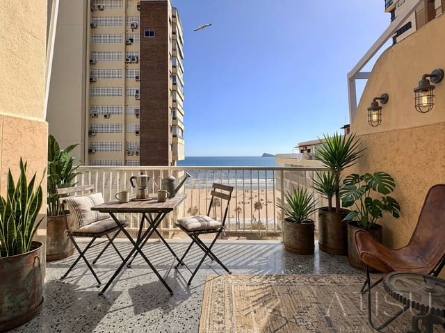 5 sovrum Takvåning till salu i Playa Levante, Benidorm med garage - 495 000 € (Ref: 9894829)