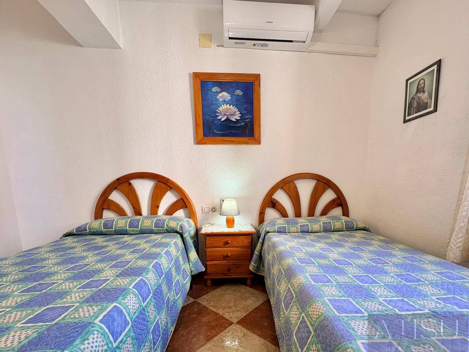 5 sovrum Takvåning till salu i Benidorm med garage - 495 000 € (Ref: 9894829)