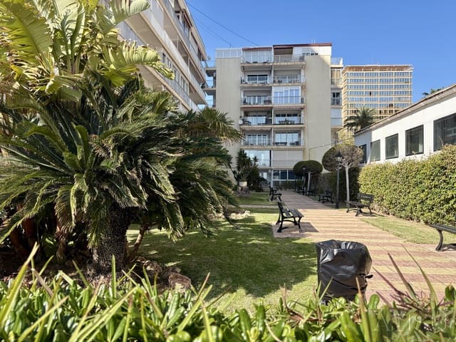 5 sovrum Takvåning till salu i Playa Levante, Benidorm med garage - 495 000 € (Ref: 9894829)