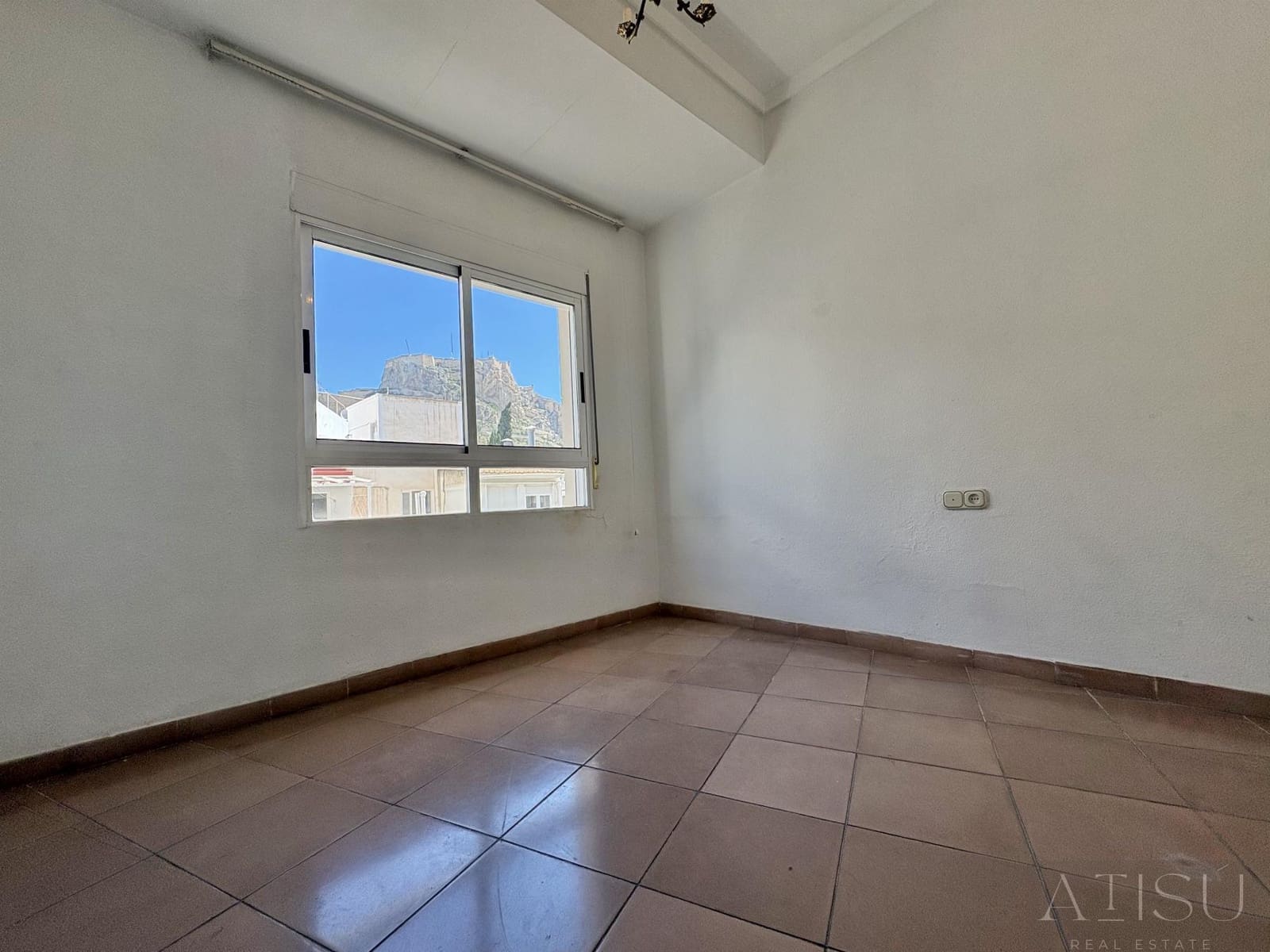 5 camera da letto Appartamento in vendita in Alicante citta - 450.000 € (Rif: 9894830)