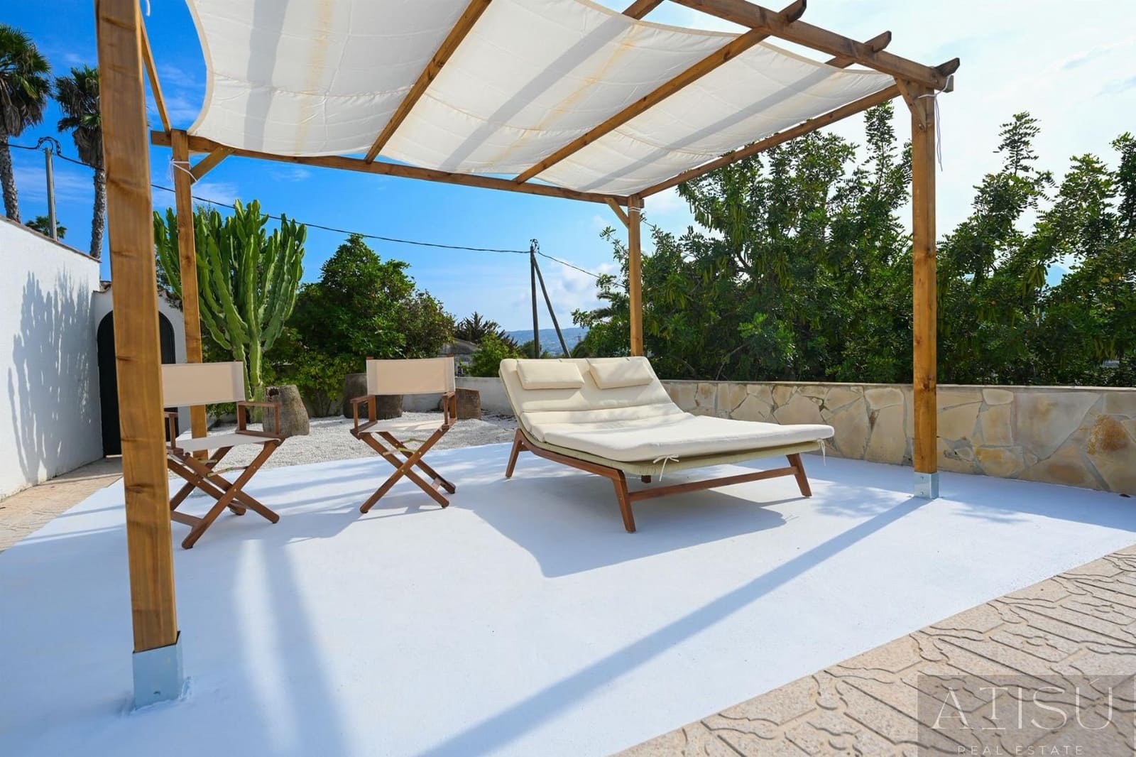 6 bedroom Villa for sale in Calpe / Calp with pool garage - € 1,100,000 (Ref: 9894832)