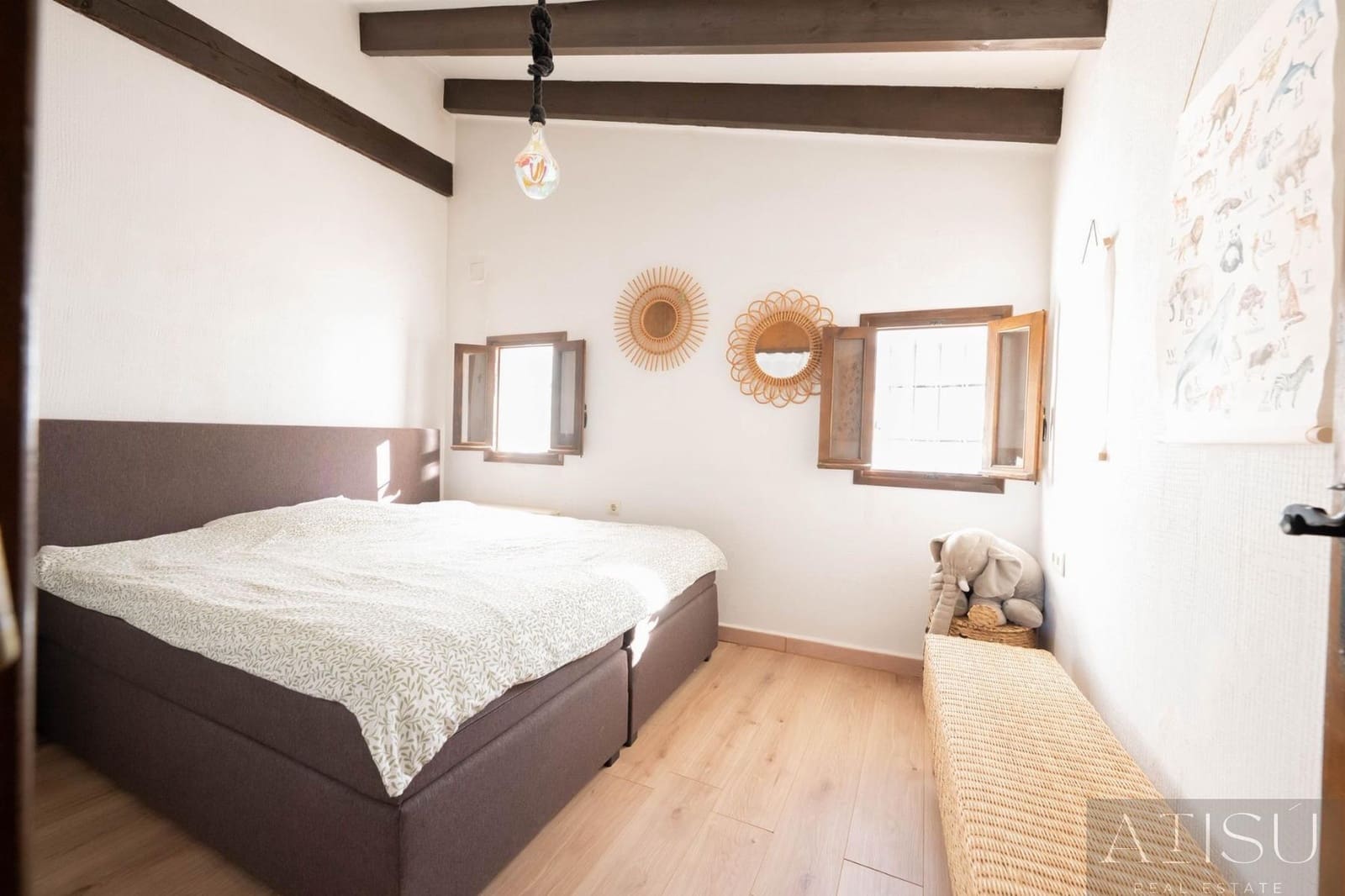 6 bedroom Villa for sale in Calpe / Calp with pool garage - € 1,100,000 (Ref: 9894832)