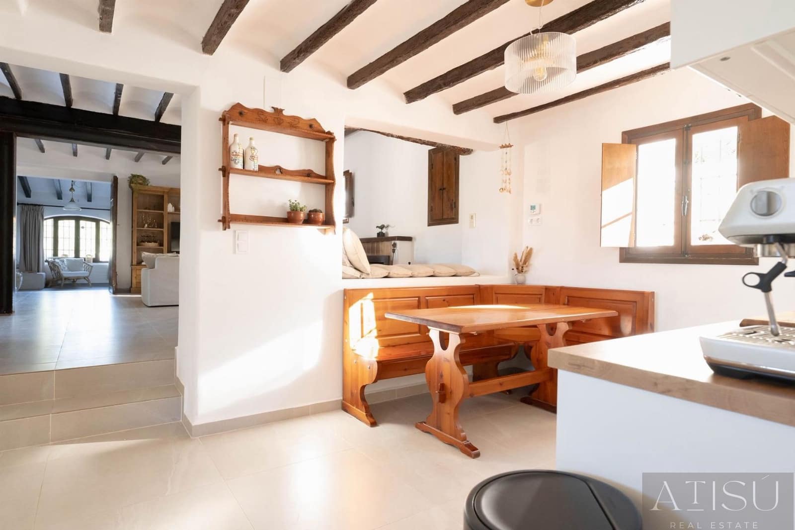 6 bedroom Villa for sale in Calpe / Calp with pool garage - € 1,100,000 (Ref: 9894832)