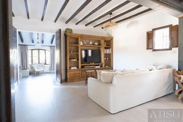 6 bedroom Villa for sale in Cometa - Carrió, Calpe / Calp with pool garage - € 1,100,000 (Ref: 9894832)