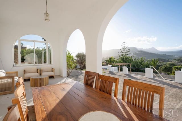 6 bedroom Villa for sale in Cometa - Carrió, Calpe / Calp with pool garage - € 1,100,000 (Ref: 9894832)