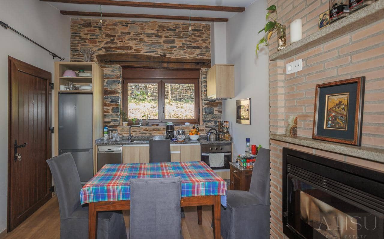 12 bedroom Finca/Country House for sale in A Pontenova with garage - € 1,600,000 (Ref: 9894833)