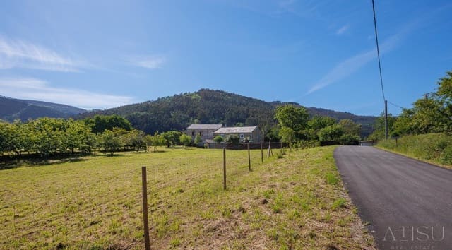12 bedroom Finca/Country House for sale in A Pontenova with garage - € 1,600,000 (Ref: 9894833)