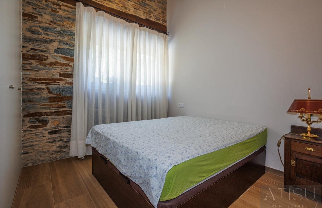 12 bedroom Finca/Country House for sale in A Pontenova with garage - € 1,600,000 (Ref: 9894833)