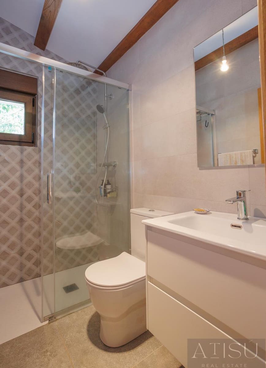 12 bedroom Finca/Country House for sale in A Pontenova with garage - € 1,600,000 (Ref: 9894833)
