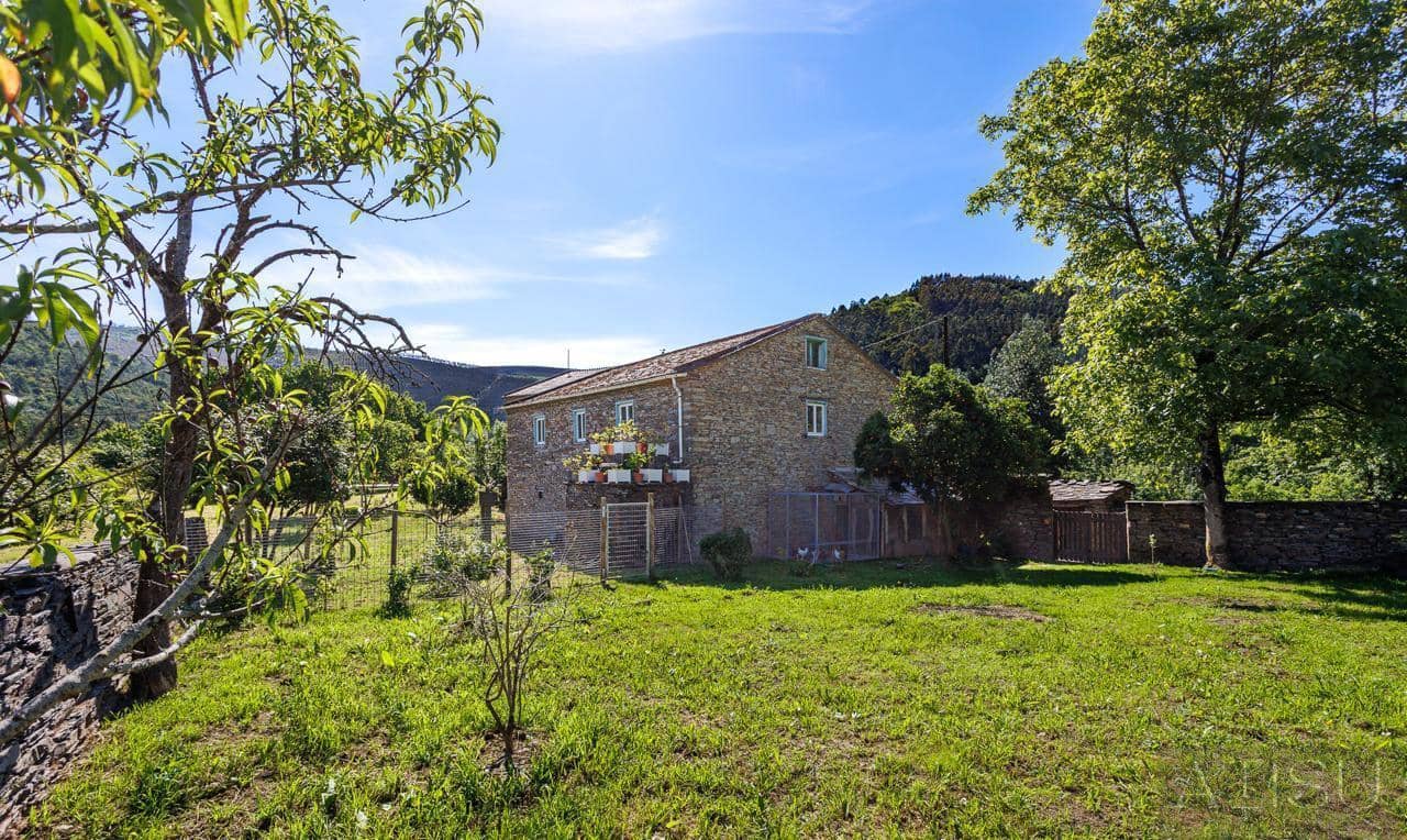 12 bedroom Finca/Country House for sale in A Pontenova with garage - € 1,600,000 (Ref: 9894833)