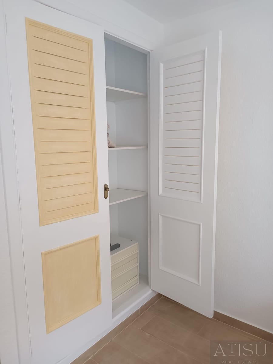 Pareado de 2 habitaciones en El Campello en venta con piscina garaje - 290.000 € (Ref: 9899973)