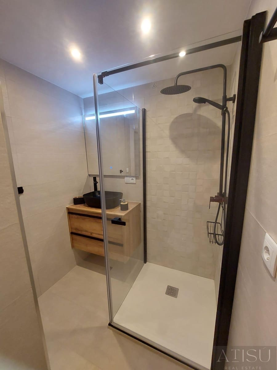 Pareado de 2 habitaciones en El Campello en venta con piscina garaje - 290.000 € (Ref: 9899973)