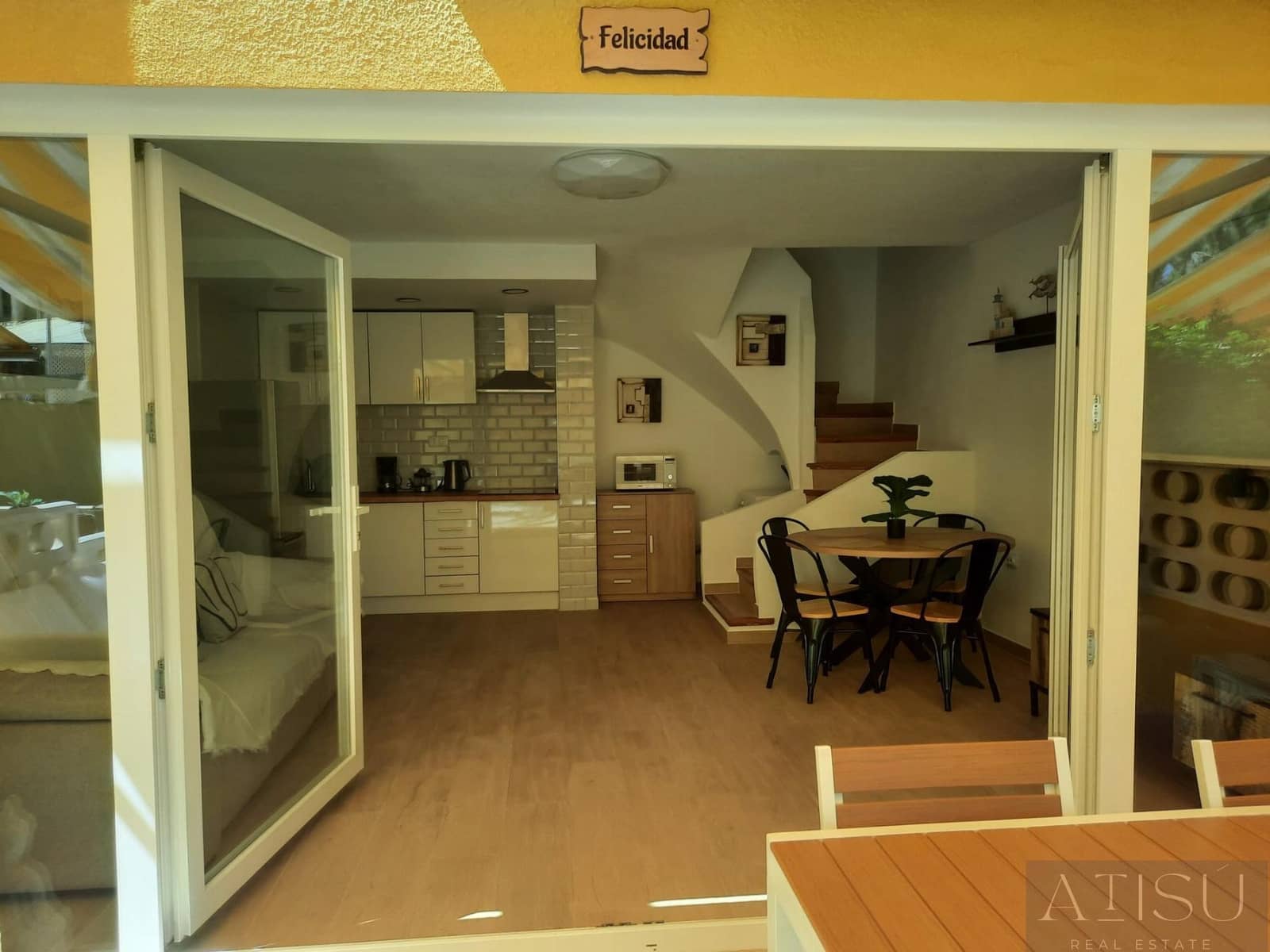 Pareado de 2 habitaciones en El Campello en venta con piscina garaje - 290.000 € (Ref: 9899973)
