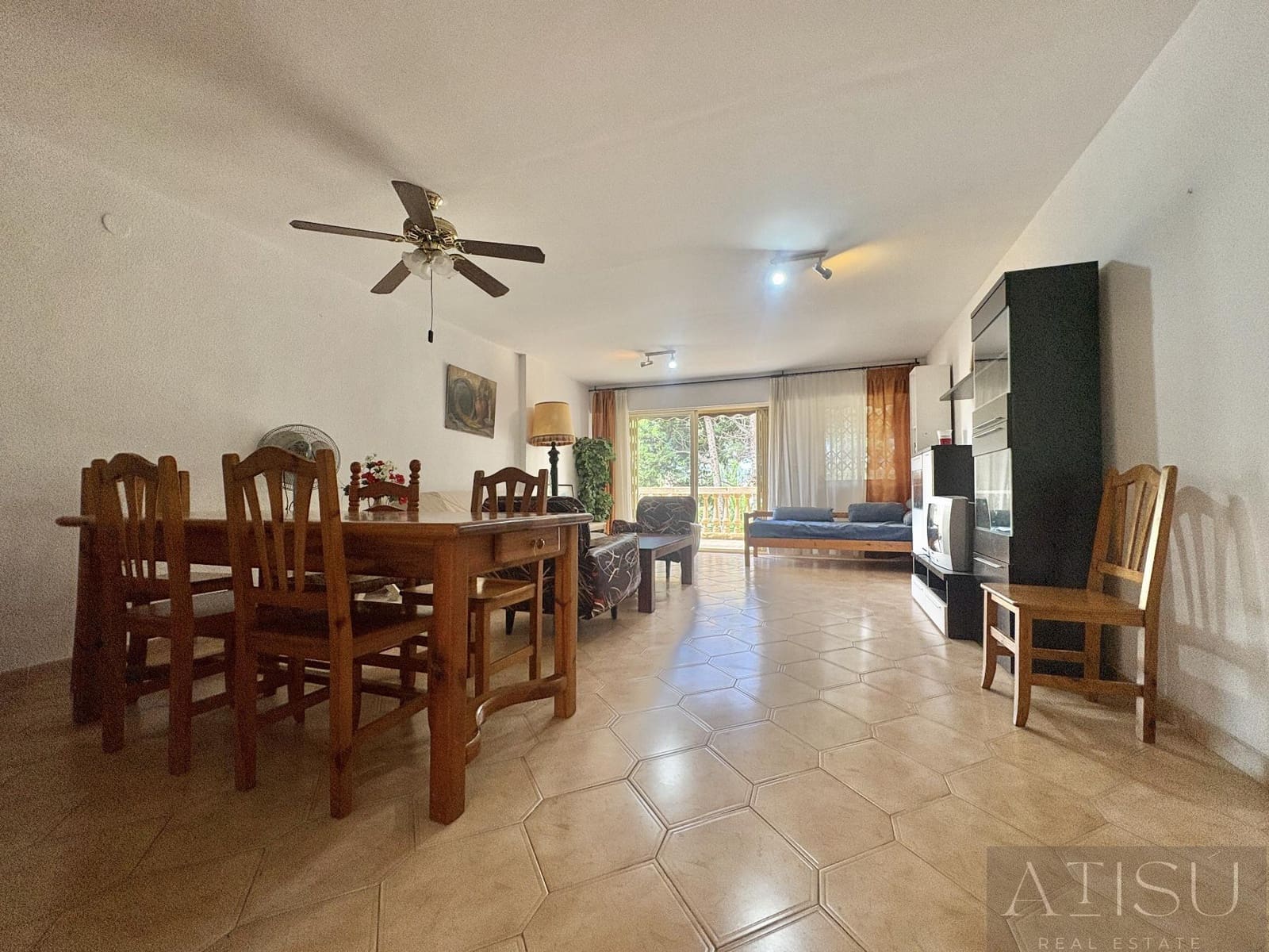 3 bedroom Apartment for sale in El Campello with pool garage - € 355,000 (Ref: 9909748)