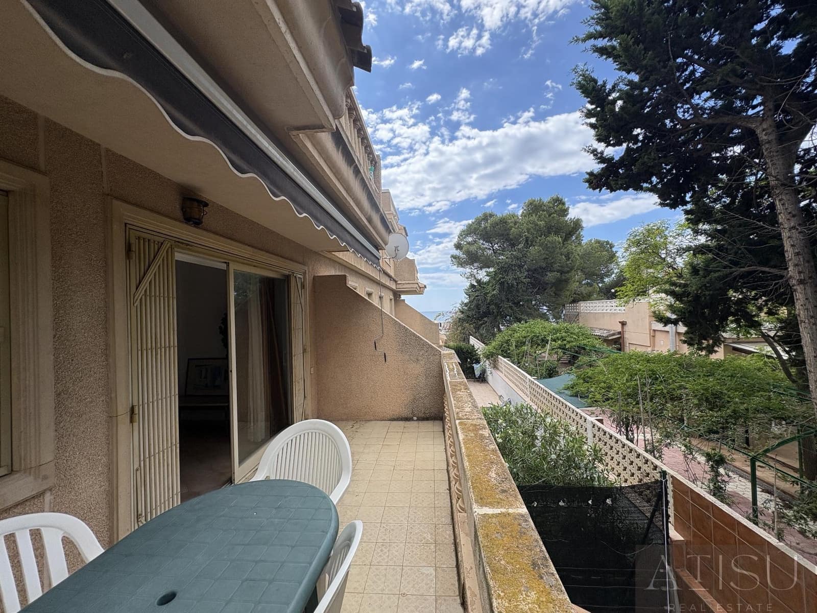 3 bedroom Apartment for sale in El Campello with pool garage - € 355,000 (Ref: 9909748)