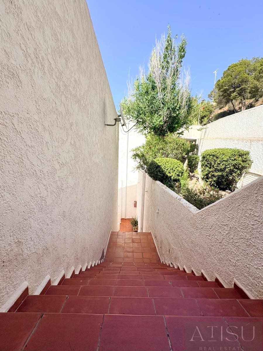 2 quarto Moradia para venda em Benidorm com piscina garagem - 275 000 € (Ref: 9914997)