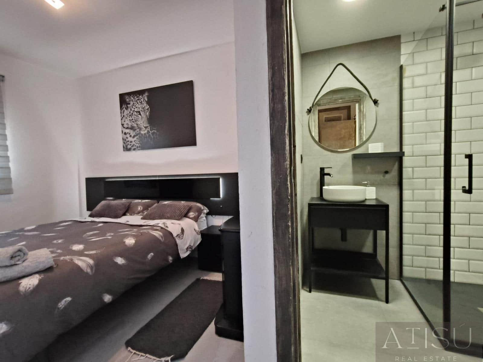 3 makuuhuone Bungalow vuokrattavana paikassa El Campello mukana uima-altaan 
autotalli - 1 600 € (Ref: 9914999)