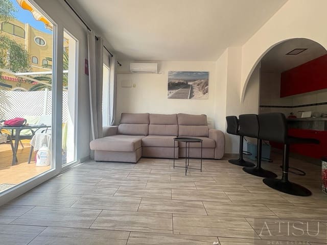 3 makuuhuone Bungalow vuokrattavana paikassa El Campello mukana uima-altaan 
autotalli - 1 600 € (Ref: 9914999)