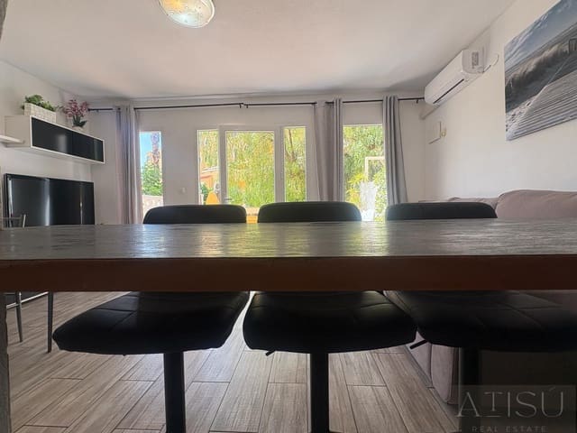 3 makuuhuone Bungalow vuokrattavana paikassa El Campello mukana uima-altaan 
autotalli - 1 600 € (Ref: 9914999)