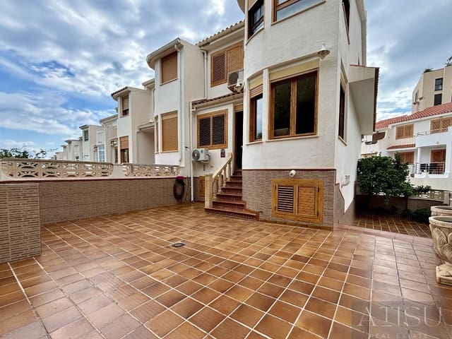 5 Zimmer Doppelhaus zu vermieten in Alicante / Alacant Stadt mit Pool Garage - 2.500 € (Ref: 9919081)