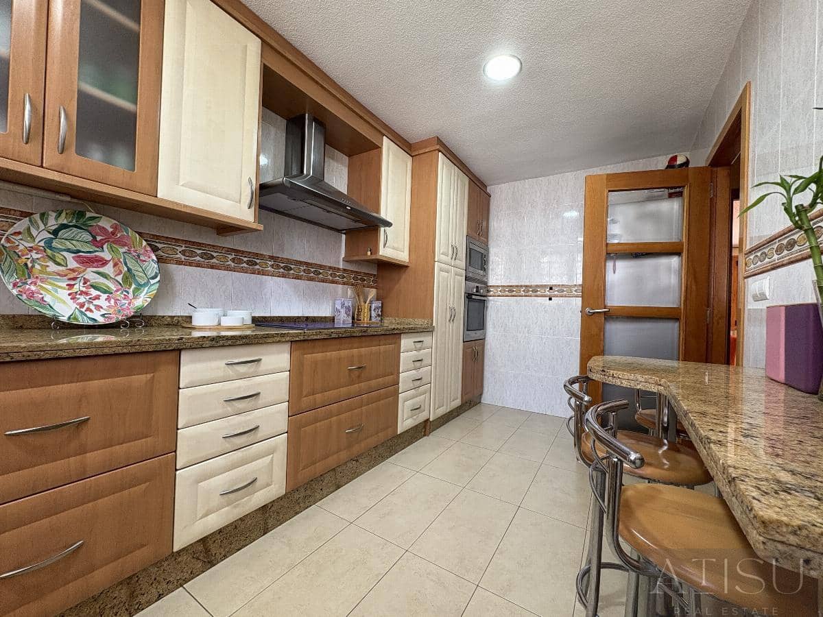 5 Zimmer Doppelhaus zu vermieten in Alicante / Alacant Stadt mit Pool Garage - 2.500 € (Ref: 9919081)