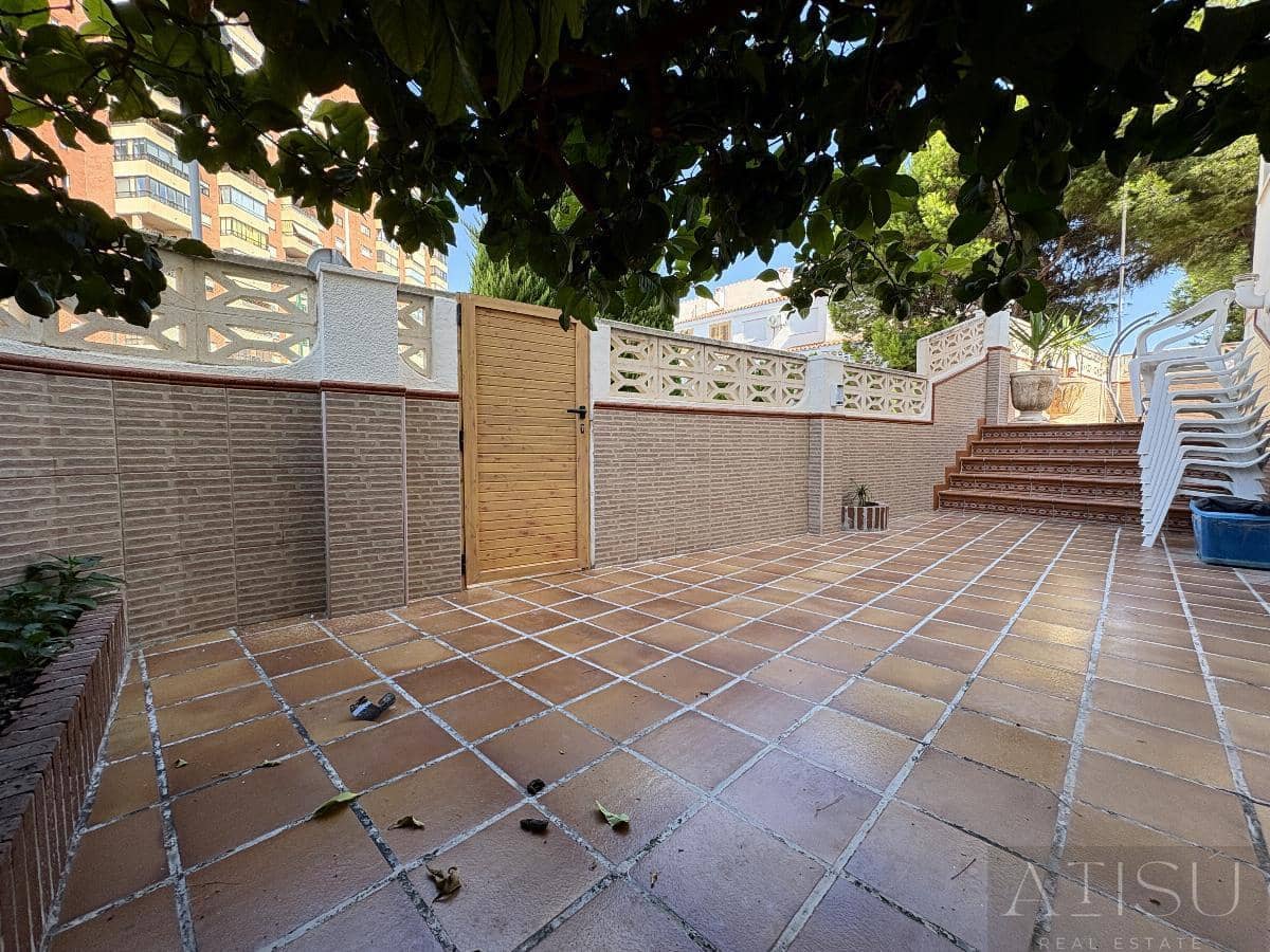 5 Zimmer Doppelhaus zu vermieten in Alicante / Alacant Stadt mit Pool Garage - 2.500 € (Ref: 9919081)