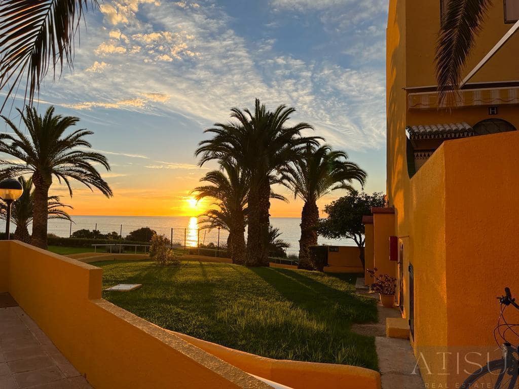 2 makuuhuone Bungalow vuokrattavana paikassa El Campello mukana uima-altaan 
autotalli - 1 600 € (Ref: 9919082)