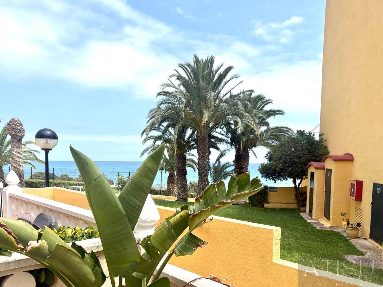 2 makuuhuone Bungalow vuokrattavana paikassa El Campello mukana uima-altaan 
autotalli - 1 600 € (Ref: 9919082)