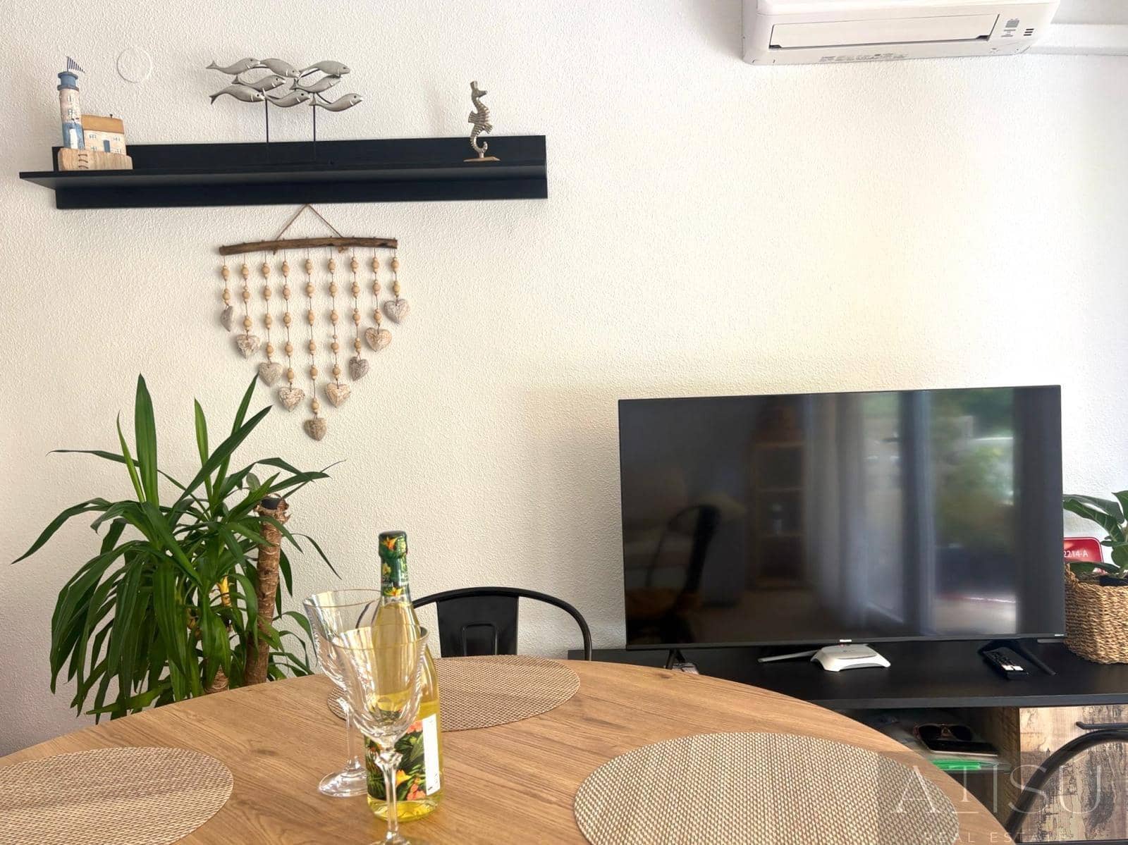 2 makuuhuone Bungalow vuokrattavana paikassa El Campello mukana uima-altaan 
autotalli - 1 600 € (Ref: 9919082)
