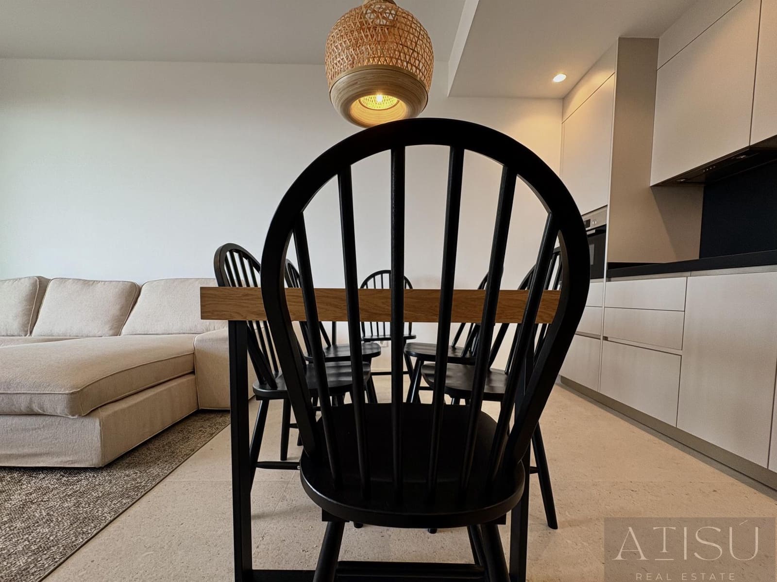 2 soverom Leilighet til salgs i Montiboli med svømmebasseng garasje - € 399 000 (Ref: 9932396)