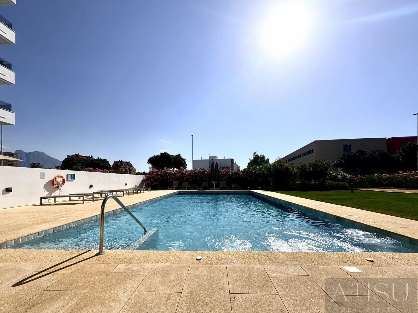 2 sovrum Lägenhet till salu i Montiboli med pool garage - 399 000 € (Ref: 9932396)