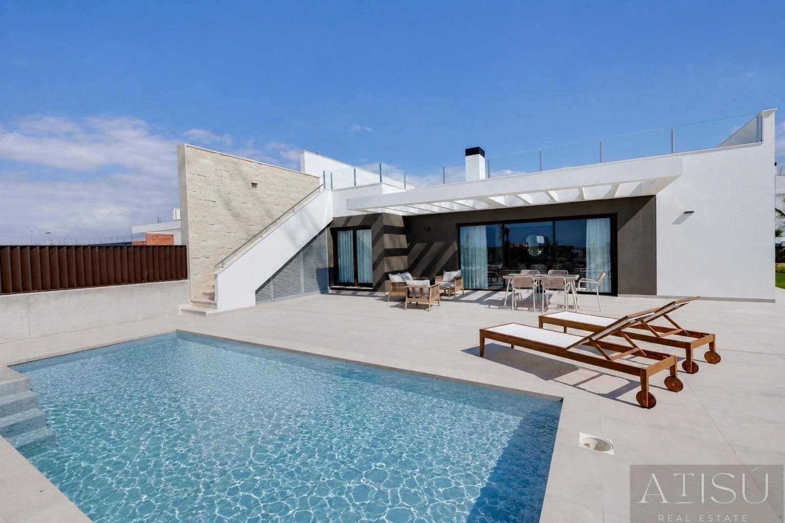 3 bedroom Villa for sale in Muchamiel / Mutxamel with pool - € 570,000 (Ref: 9958830)