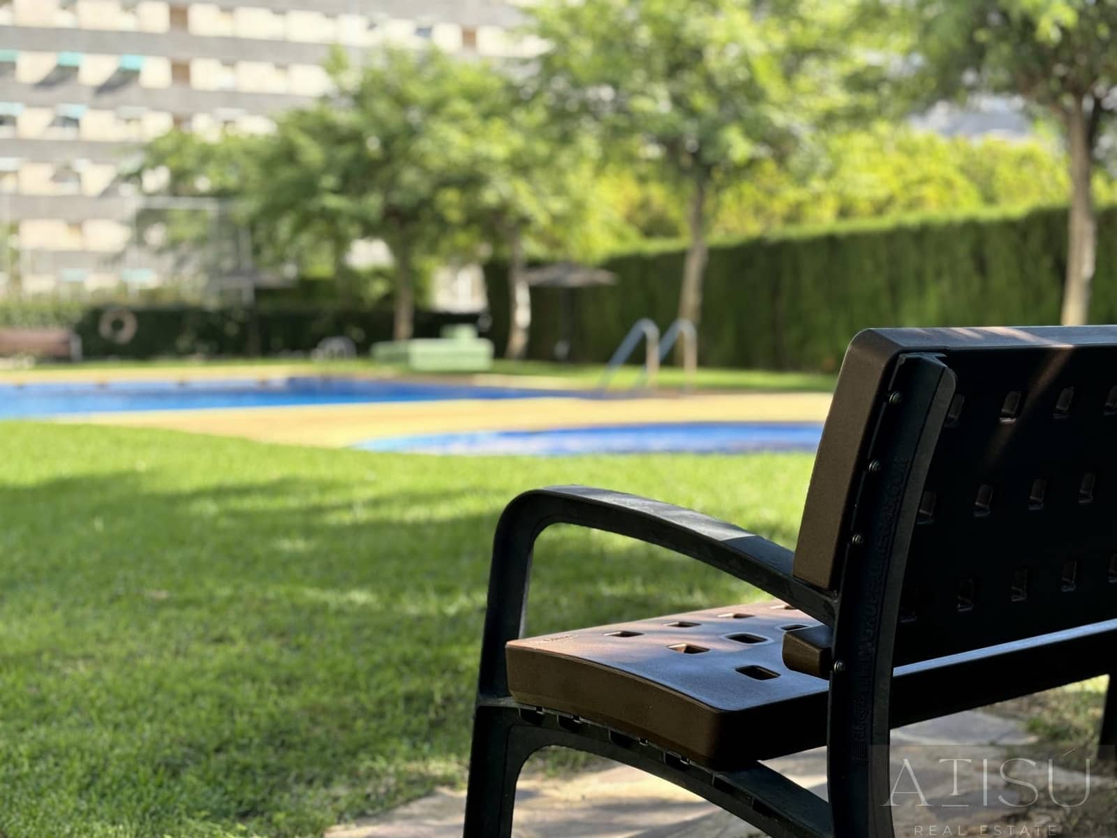 Appartement de 2 chambres à louer à El Campello avec piscine garage - 2 000 € (Ref: 9964517)