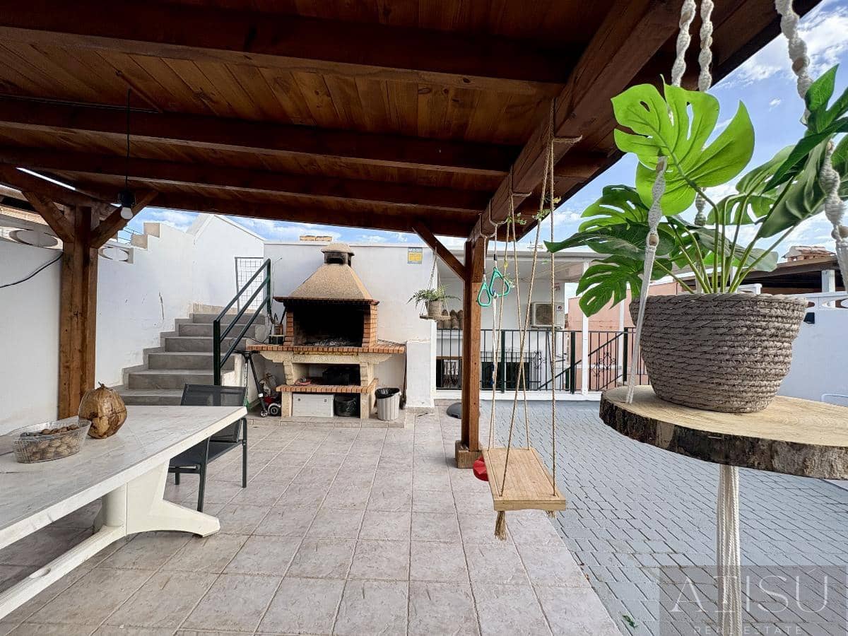 4 slaapkamer Huis te huur in Muchamiel / Mutxamel met zwembad garage - € 1.800 (Ref: 9965525)