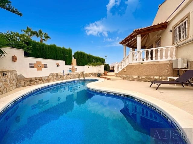 4 soveværelse Villa til salg i Busot med swimmingpool garage - € 360.000 (Ref: 9965938)