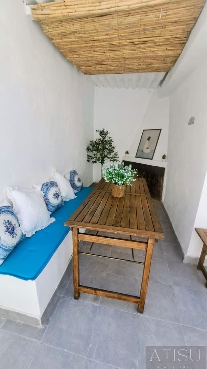 4 bedroom Villa for sale in Muchamiel / Mutxamel with pool - € 329,000 (Ref: 9967093)