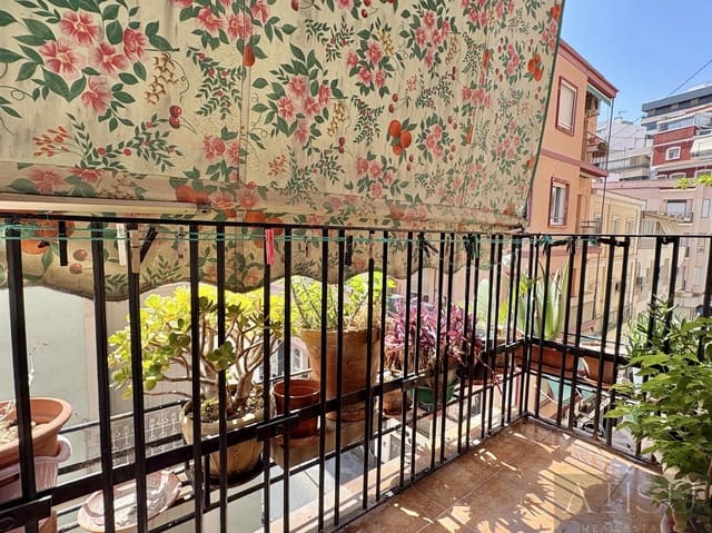 3 soverom Leilighet til salgs i Barrio del Centro, Alicante by - € 304 999 (Ref: 9990893)