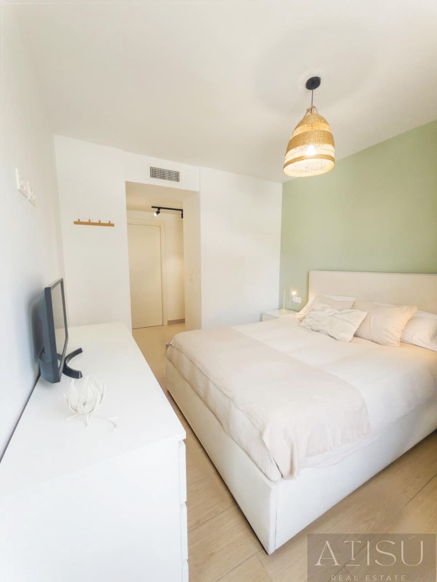 4 bedroom Flat for sale in Alicante / Alacant city with pool garage - € 750,000 (Ref: 9997781)