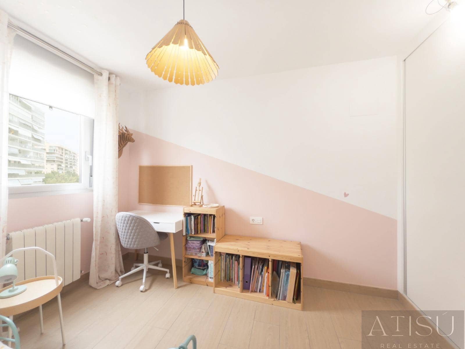 4 bedroom Flat for sale in Alicante / Alacant city with pool garage - € 750,000 (Ref: 9997781)