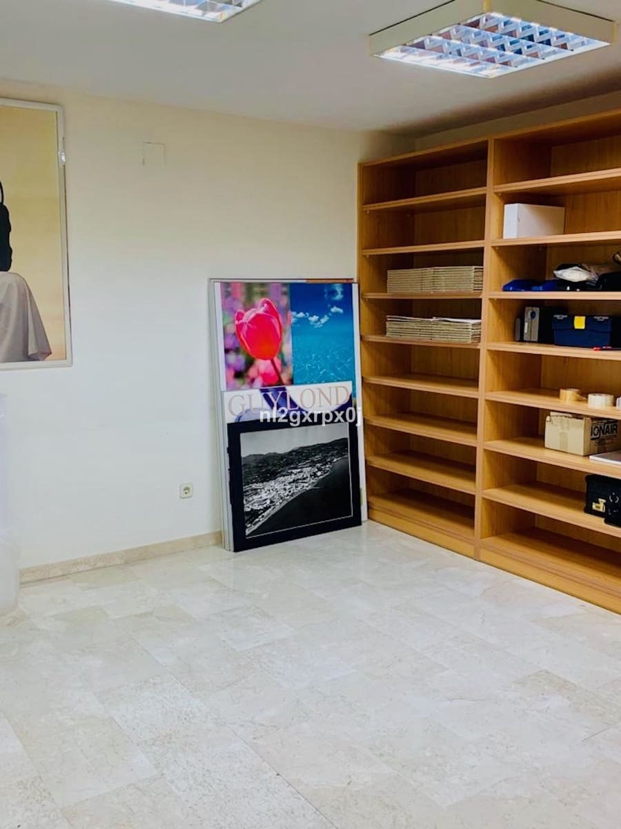 2 slaapkamer Kantoor te koop in Marbella - € 1.490.000 (Ref: 10130567)