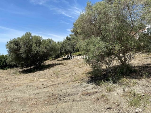 Działka budowlana na sprzedaż w Los Arqueros - Puerto del Almendro, Benahavís - 1 200 000 € (Ref: 10130568)